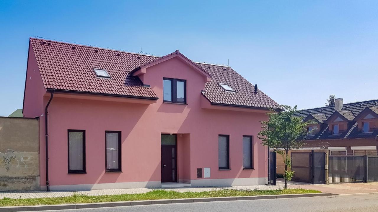 Apartment De Luna Prague Luaran gambar