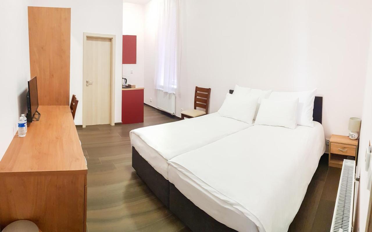 Apartment De Luna Prague Luaran gambar